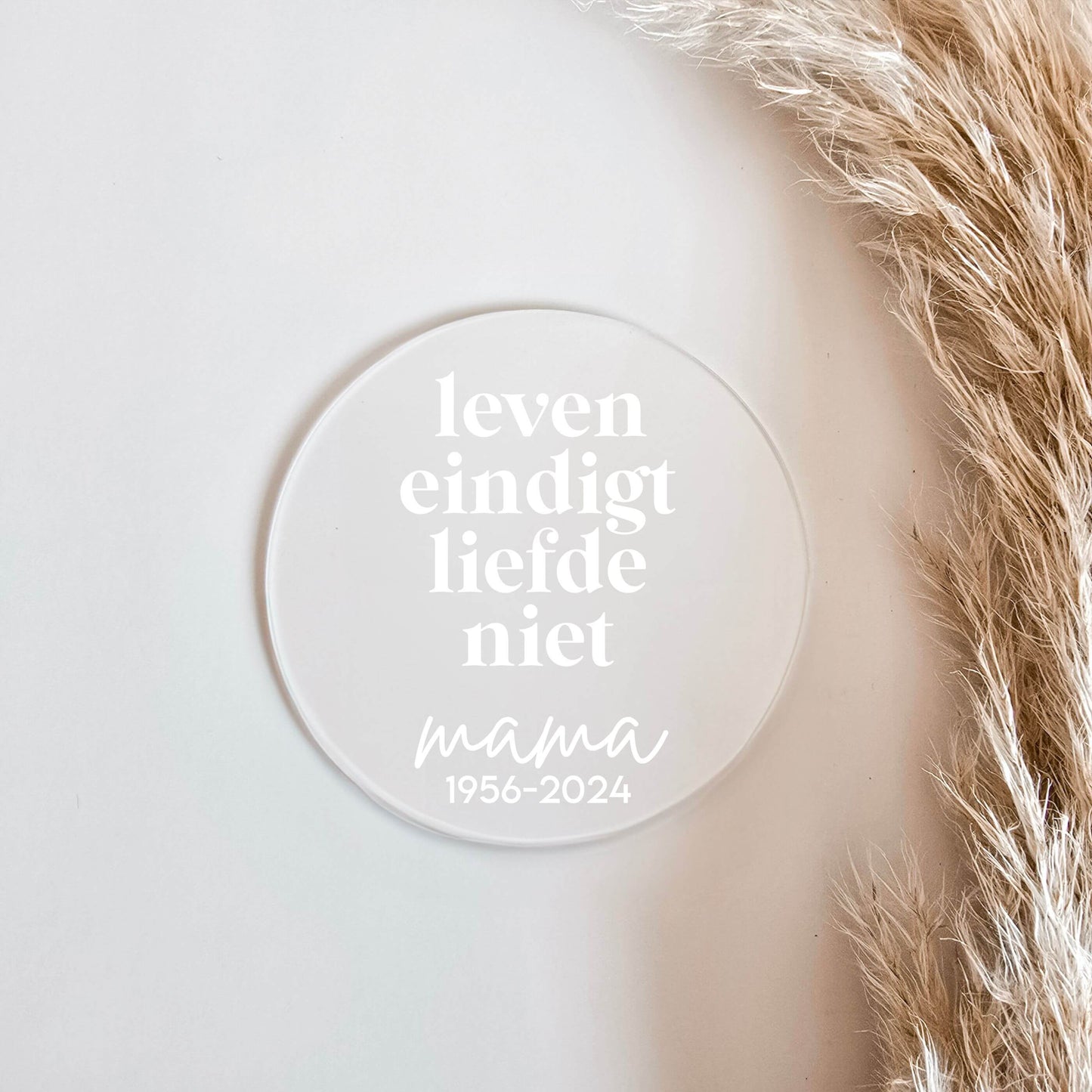 Ornament - Leven Eindigt Liefde Niet